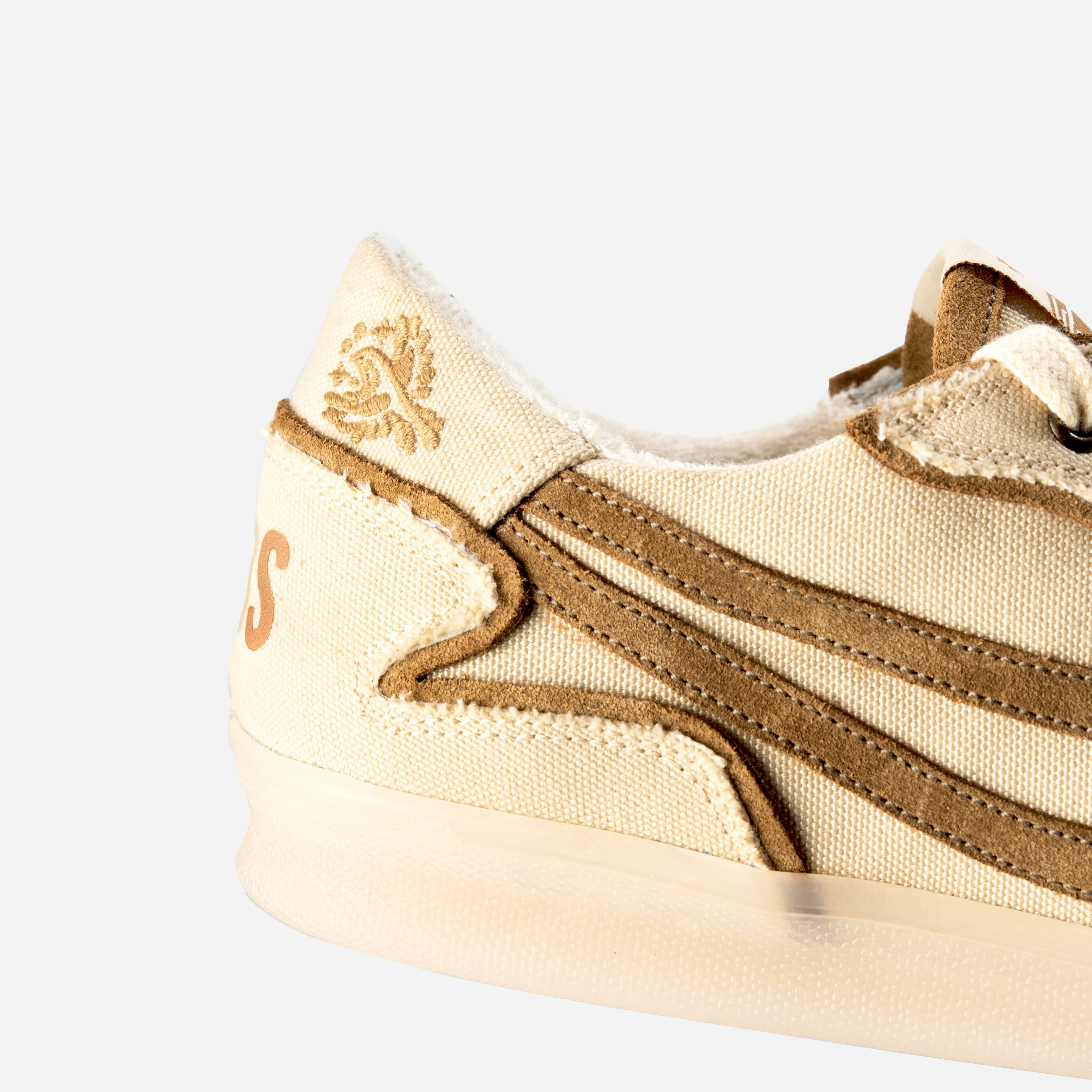 Gully Number 001 - Baaz Kora White for women - Image 6