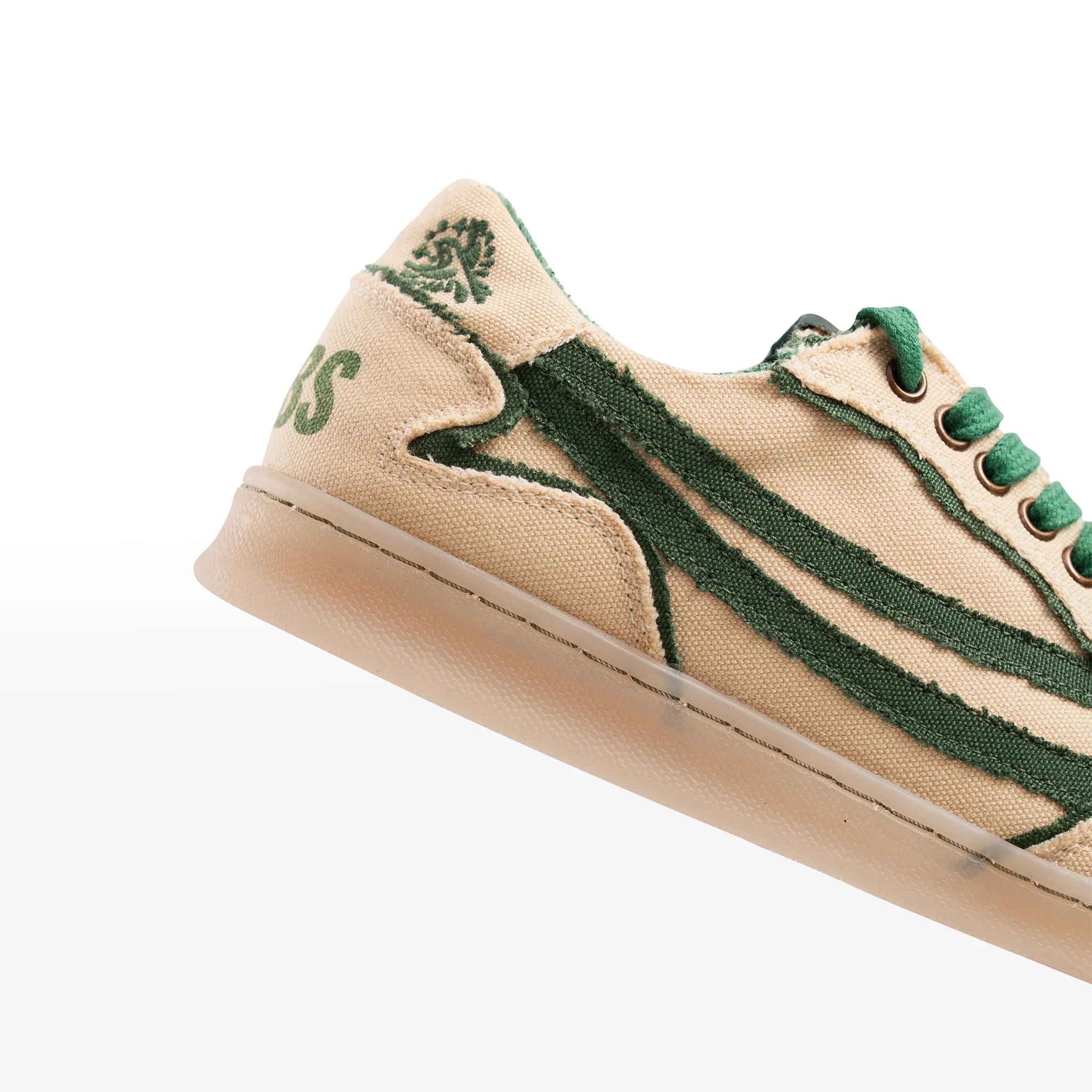 Gully Number 001 - Baaz Parni White for Women - Image 5